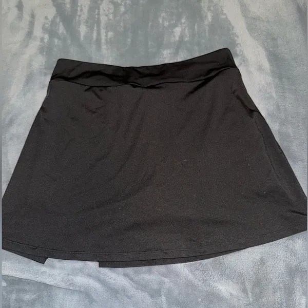 Black Skort with Slit Size Large - Image 4