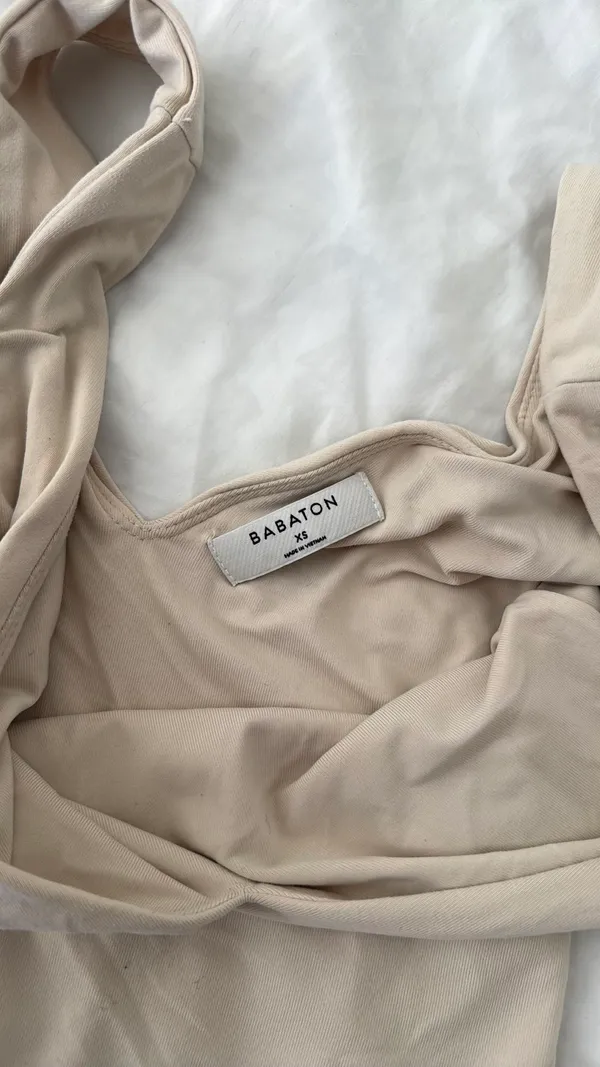 Aritzia Babaton Bodysuit Contour - Image 3