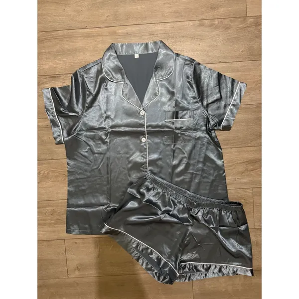 NIB- Women Satin Pajama Set Short Sleeve Button Down Shirt and Shorts XXL Gray - Image 2