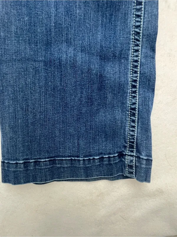 Ariat Women’s Medium Wash Stretch Wide Leg Denim Trouser Jeans Pants⁠ Size 32R - Image 2