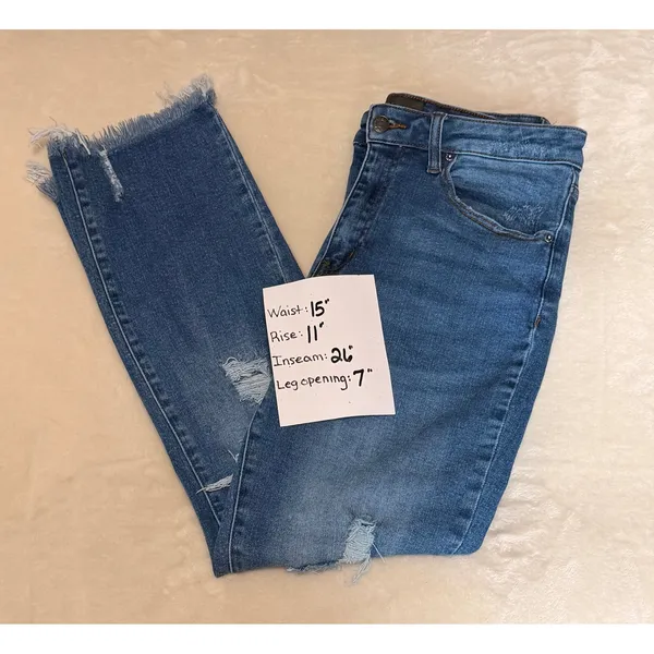 Risen Jeans Womens Size 31/13 Distressed High Rise Straight Leg Raw Hem thrashed - Image 5