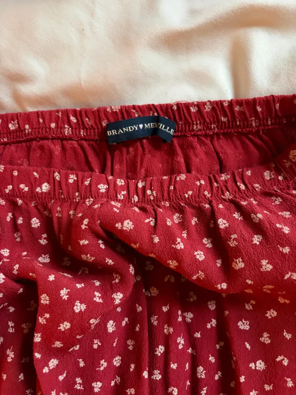 Brandy Melville Floral Skirt red - Image 3