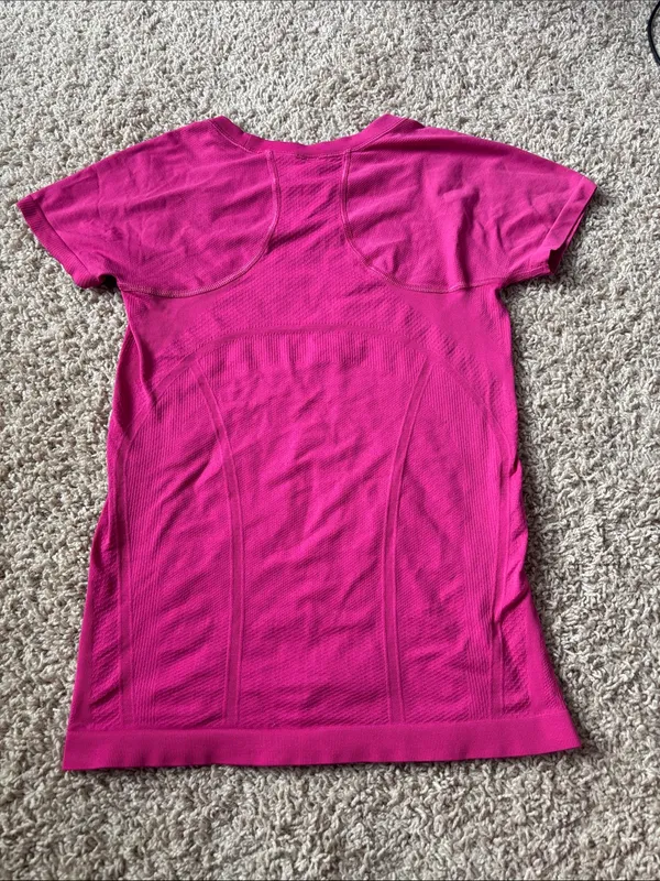 Athleta Hot Pink Short Sleeve Athletic Tee - Image 2