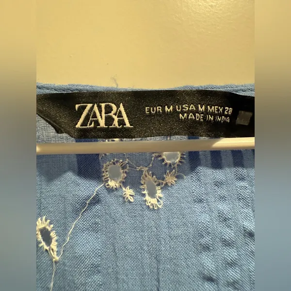 Zara Embroidered Blue Floral Oversized‎ Mini Dress - Size Medium - Image 10