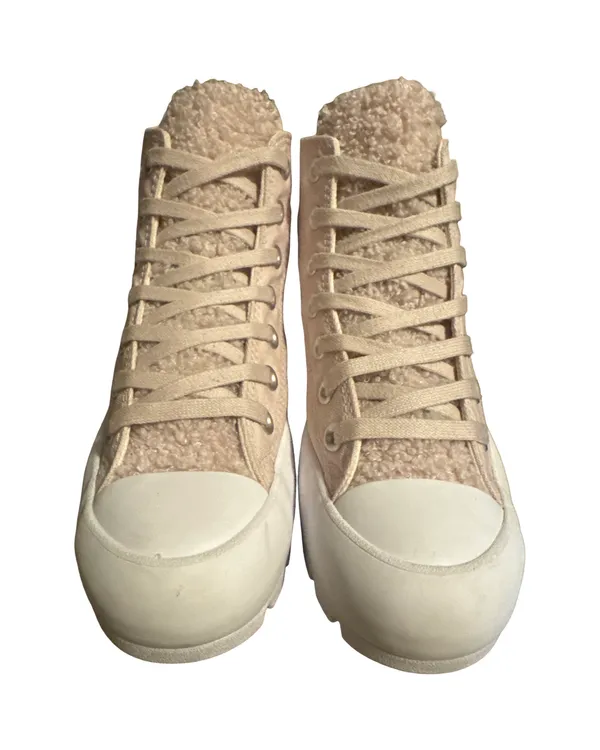 Chuck Taylor All Converse Women’s Star - Image 2