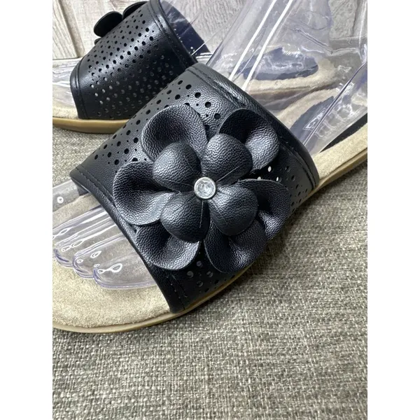 Womens Black Slide On Sandals Size 7 With Flower Rhinestone Detail Open Toe - Image 5