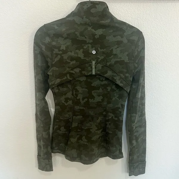 Lululemon Define Jacket Heritage Camo Dark Olive Green Twill Size 6 RARE - Image 8