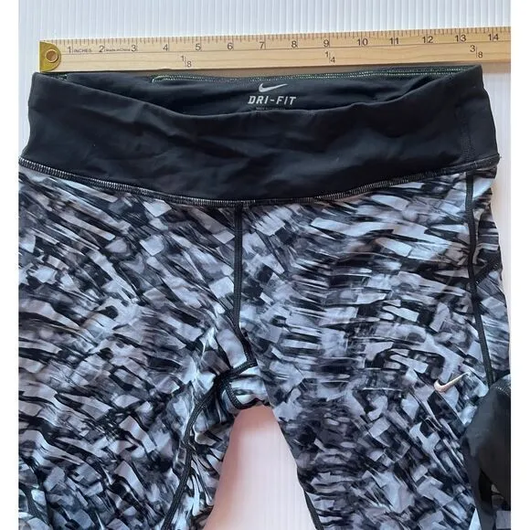 Nike Dri-FIT Grey Camo Print‎ Athletic Leggings Performance Pants Medium - Image 4