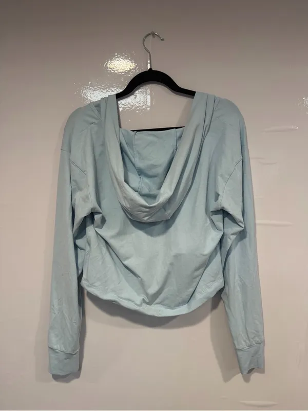 Light Blue Gymshark‎ Women's Hooded Cropped Pullover - Image 3