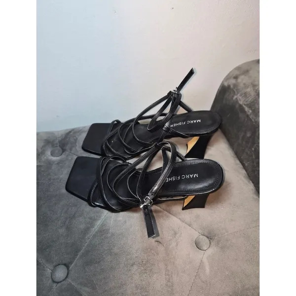 Marc Fisher Black Strappy Square-Toe Block Sandals 8M - Image 4