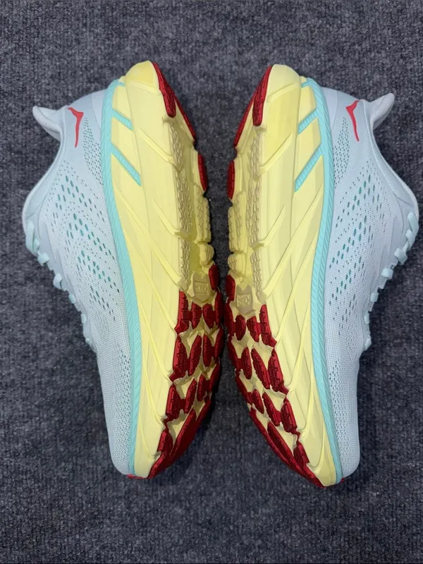 Hoka Clifton 7 running shoes in the Morning Mist and Hot Coral colorway size 10D - Image 3