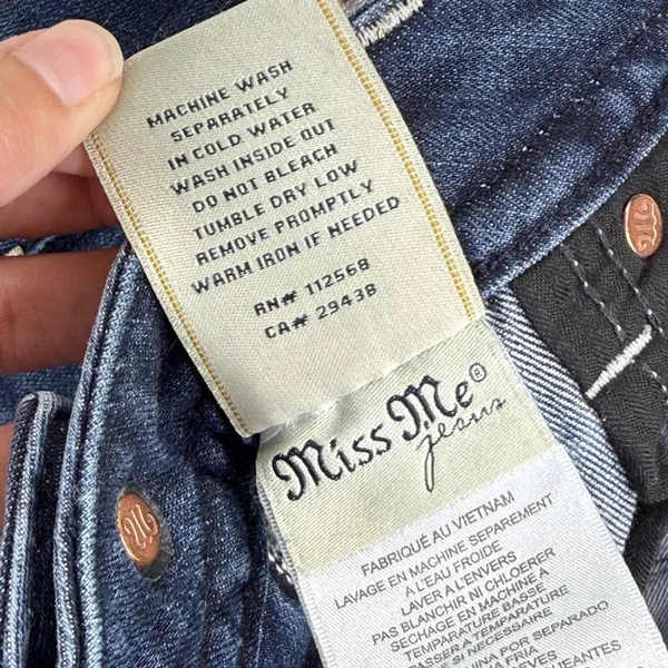 Miss Me Mid-Rise Slim Boot Dark Wash Embellished Jeans MP7697SB5V Size‎ 27 - Image 10