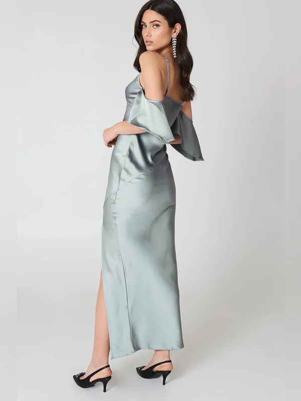 ASTR The Label Kendra Cold-Shoulder Maxi Dress in Sage Green Grey Sz. S - Image 5