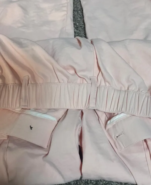 Women’s Shein Pink Cargo Pants - Image 2