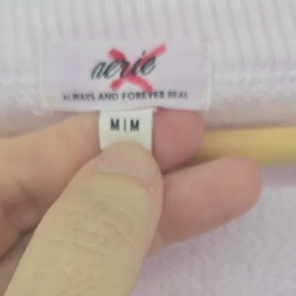 Aerie Sweatshirt Womens Medium Lavender Puff Short Sleeve Cropped‎ Ribbed Scoop - Image 2