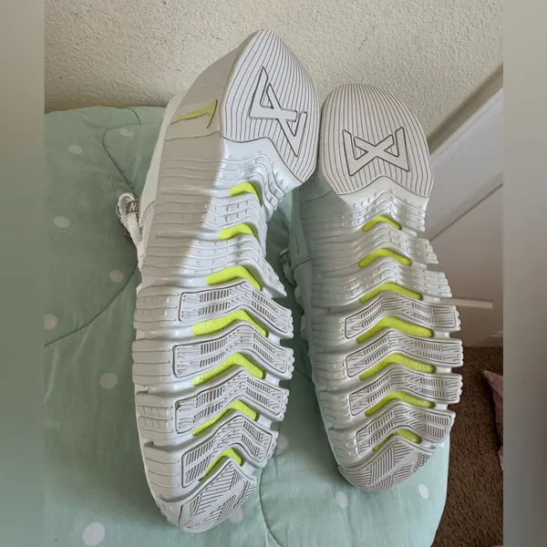 NWT Nike Free Metcon 5 Premium Women’s size 9 - Image 11