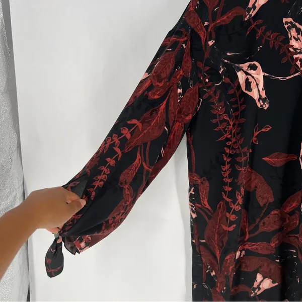 Aritzia Wilfred Charpont Dress‎ Open Back Dark Floral Black Burgundy Tie Sleeve - Image 6