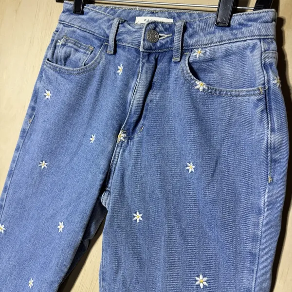 PacSun Women 23 Daisy Embroidered Mom Jeans High Rise Blue Floral Y2K Tapered - Image 3