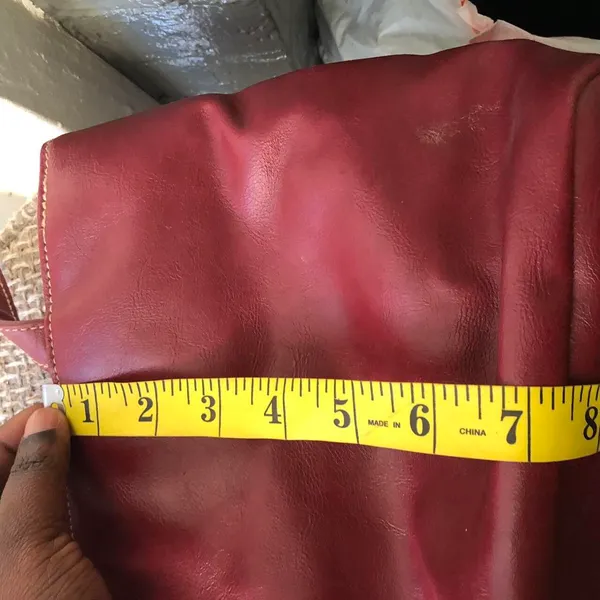 1990s vibrant red CARRYLAND leather shoulder hand rectangular bag purse - Image 5