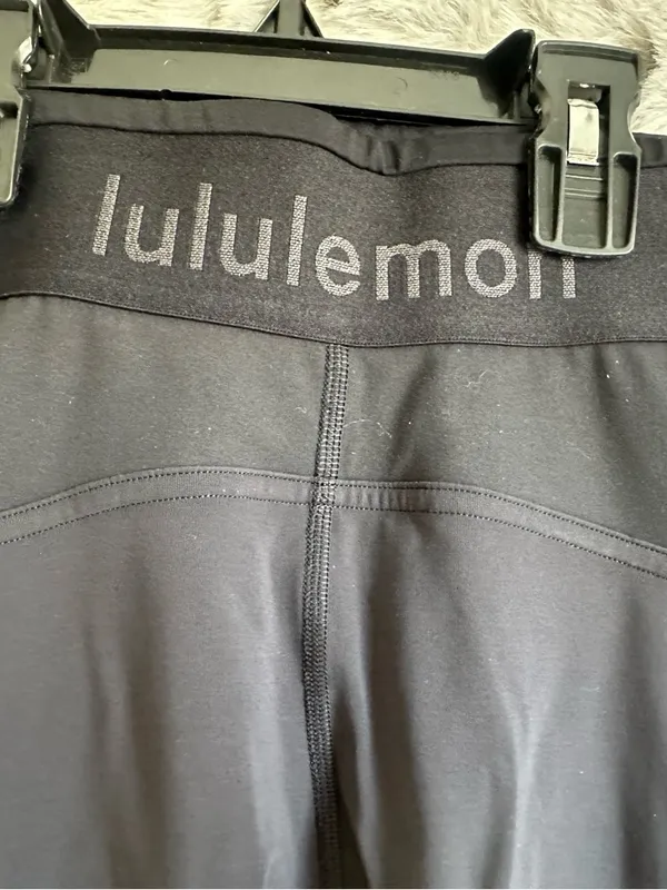 290. Lululemon Logo Waistband Everlux High-Rise Tight 16” sz2 - Image 2