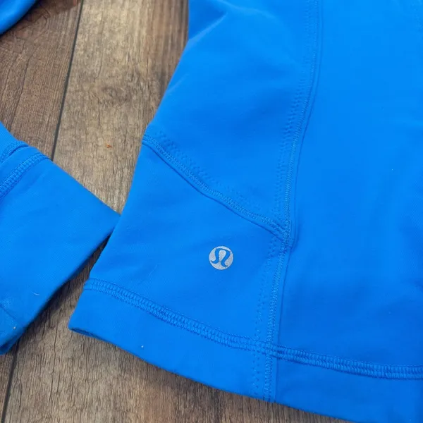 Lululemon Forme Jacket Cuffins Cornflower Blue W4B78S Women's Size 4 $108 EUC - Image 7