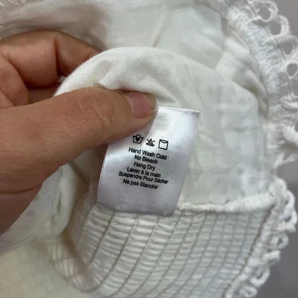 Heartloom Eyelet Ruffle Strap Top‎ Size M White Cotton Blend Boho Feminine - Image 4