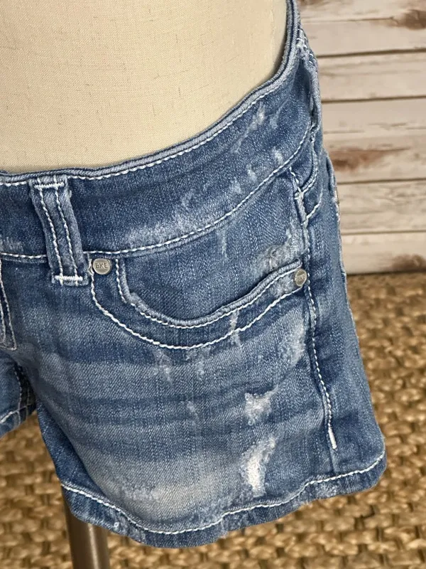 BKE Sabrina medium wash distressed low-rise stretch denim shorts Size 26 - Image 3