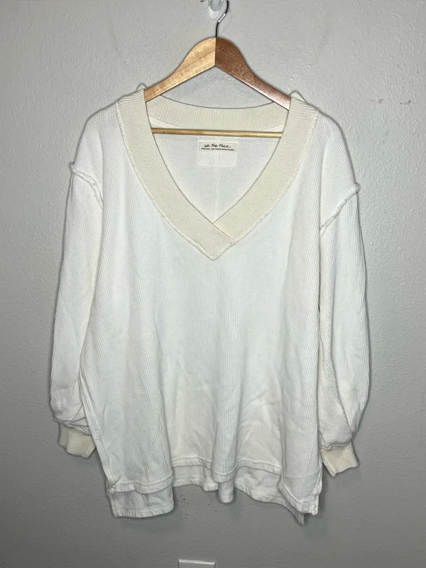 We The Free Asher V Neck Oversized Thermal Long Sleeve Top in Ivory Size XS - Image 3