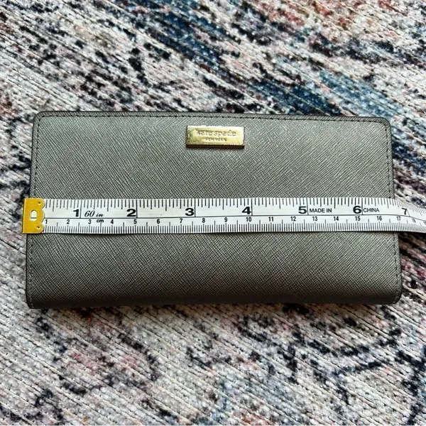 Kate Spade Newberry Lane Stacy Bifold Wallet Silver Gray Leather - Image 9