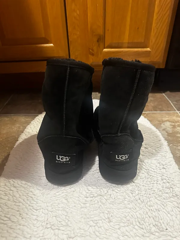 UGG Boots - Image 2