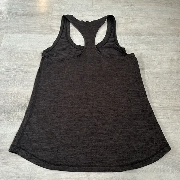 Vuori Racerback Tank Top Charcoal Heather Size XS - Image 2
