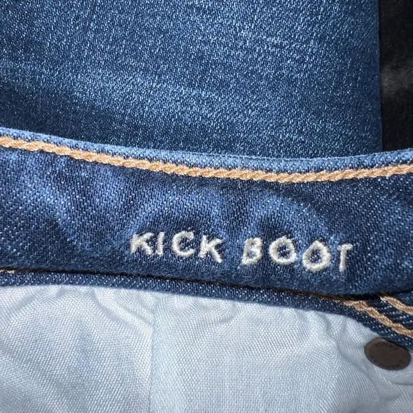 American Eagle Low-Rise Kick Bootcut Jean Size 8 Regular - Image 13