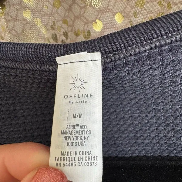 Aerie OFFLINE Main Squeeze Blue Gray Seamless Cropped Waffle Henley Top‎ Medium - Image 3