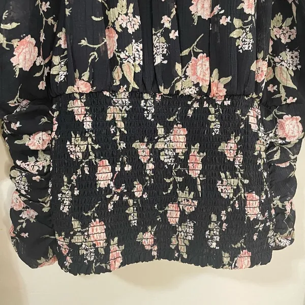 Free People Ruched V-neck Floral crop top black xs - Image 4