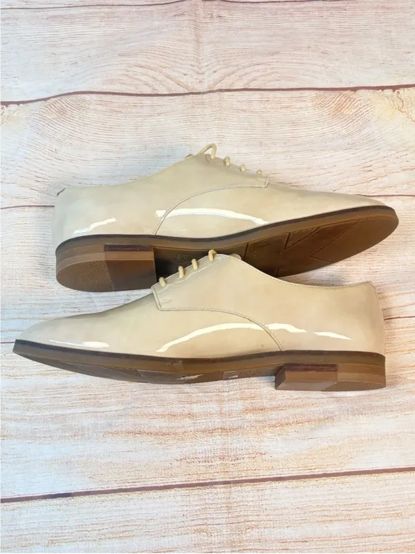 Karl Lagerfeld Paris Women’s Sz 8 IVA Beige Oxford Patent Leather Dress Shoes - Image 5