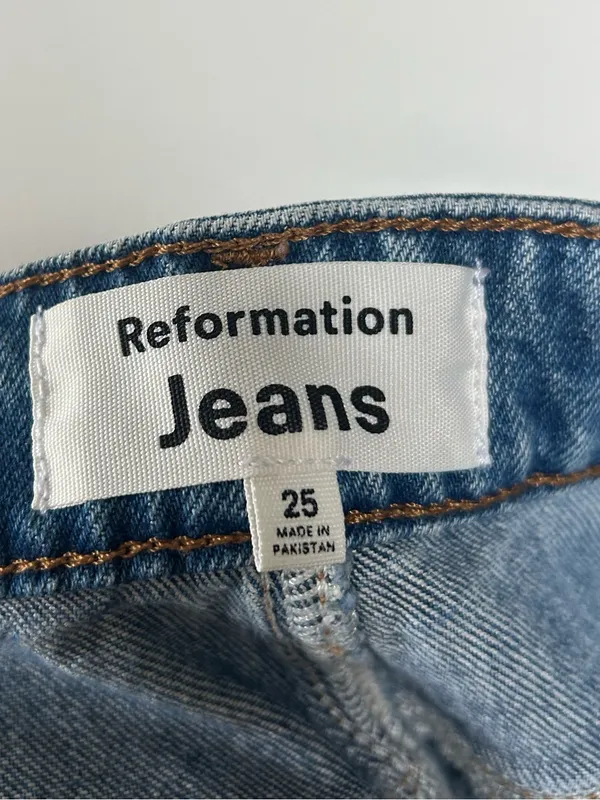 Reformation Peyton High Rise Bootcut Jeans in Malta Wash Size 25 Gently Used - Image 5