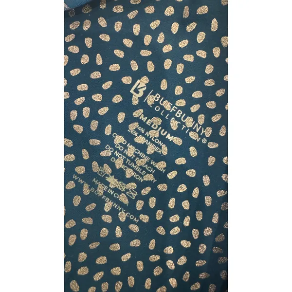 Buff Bunny Rosa pocket legging "Bossy" print Nile blue size medium - Image 4