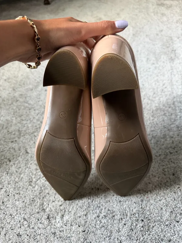 Marc Fisher Claire Pump - Image 6