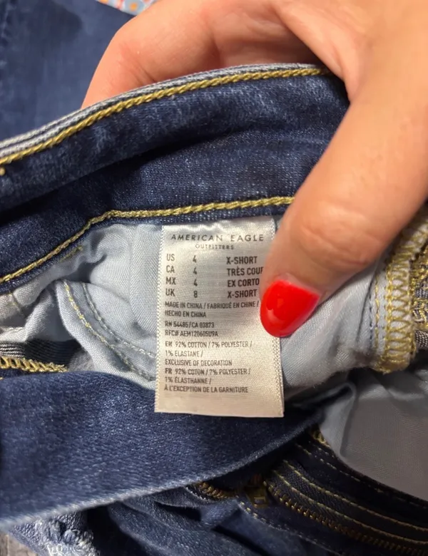 American Eagle jeans a- size 4 - Image 3