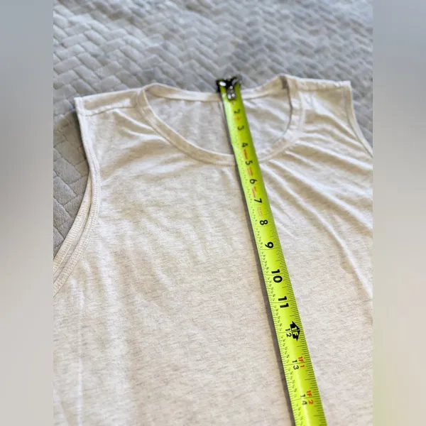 FABLETICS  Tunic Tank Top With Open Sides  Sand color-Size 1X - Image 9