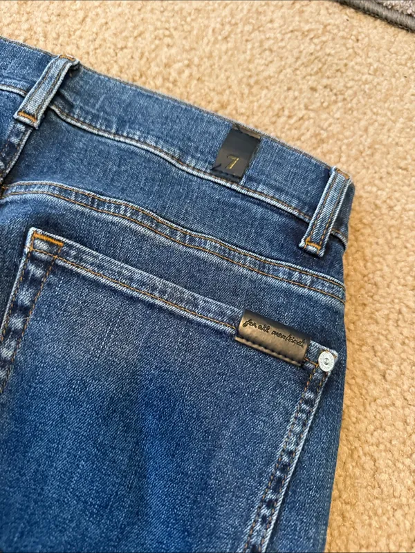 7 for all Mankind Slim Kick Jukebox Jeans with Hem Studs - Image 3