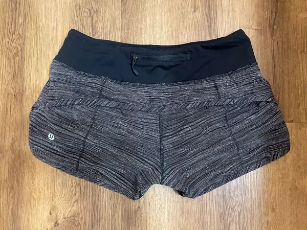 Lululemon Speed Shorts in Heathered Black / Grey - Image 4