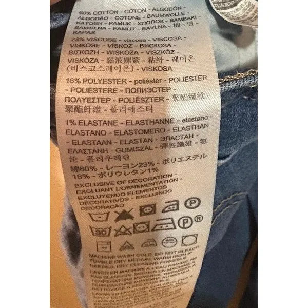 Levi's Boyfriend Jeans Distressed Medium‎ Wash Size 34 - Image 8