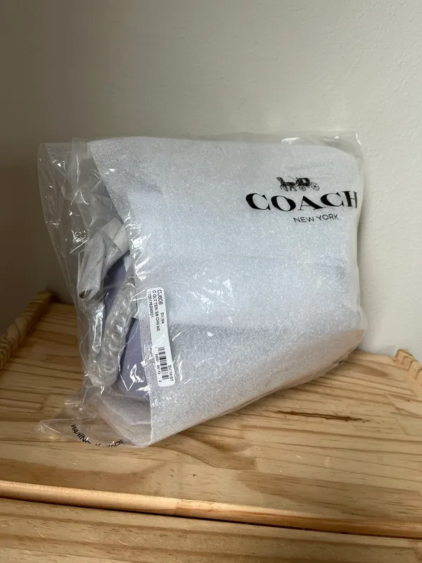 Coach Purse - Image 15