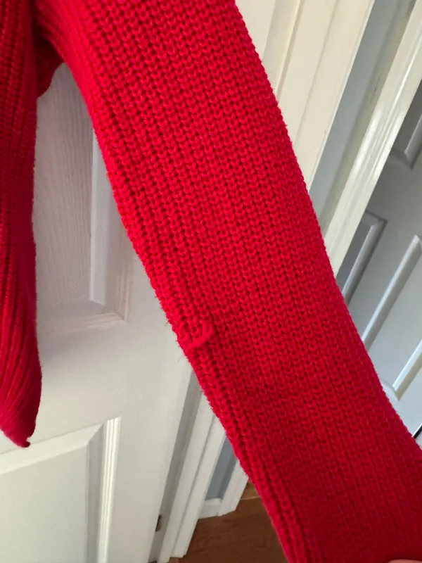Red Hollister Sweater - Image 4