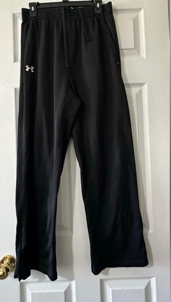 Under Armour Unisex sweats are a size Large. - Image 7