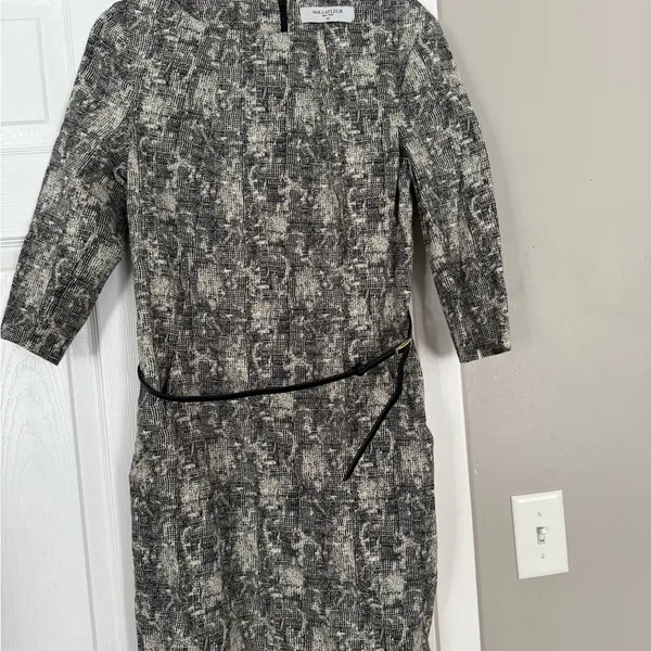 M M LaFleur Etsuko Crackle Pattern Dress With Belt Sophisticated Business Event - Image 5