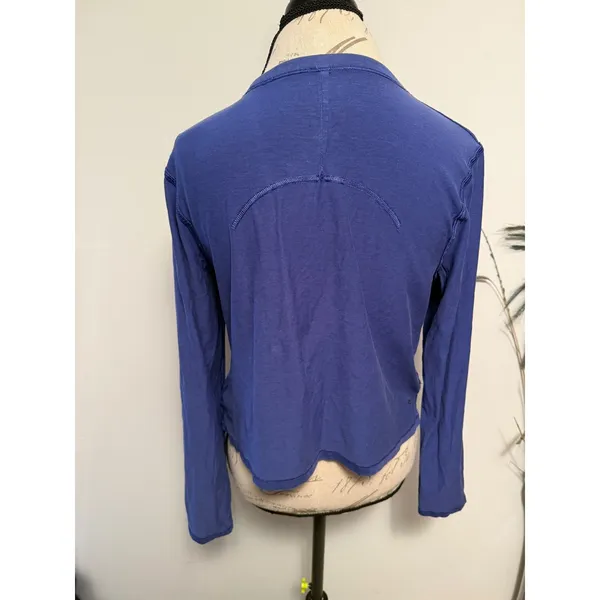 Lululemon Athletica Long Sleeve Cropped Top Blue Athleisure‎ Women Size 6 - Image 3