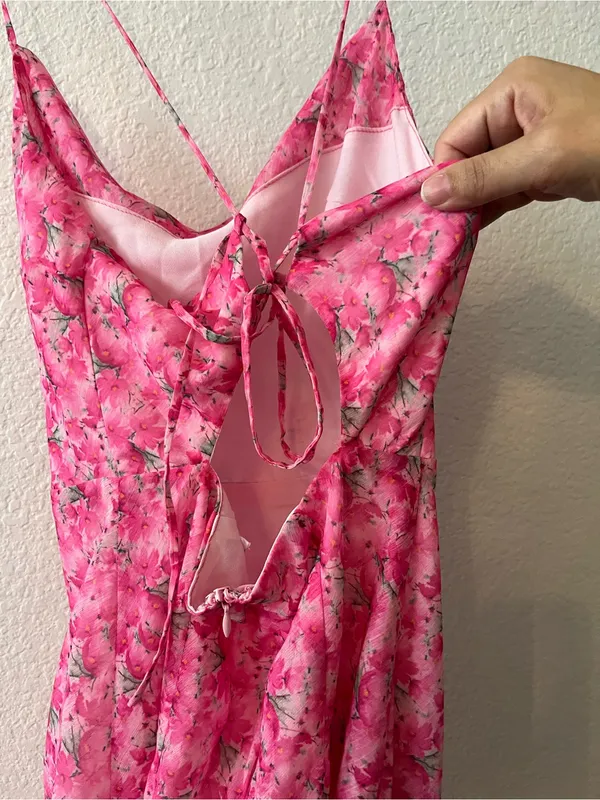 All‎ In Favor Fuschia Floral Midi Dress NEW Small - Image 6