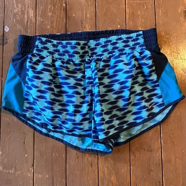 Nike Dri Fit Built in Underwear Under Running Shorts - Image 9